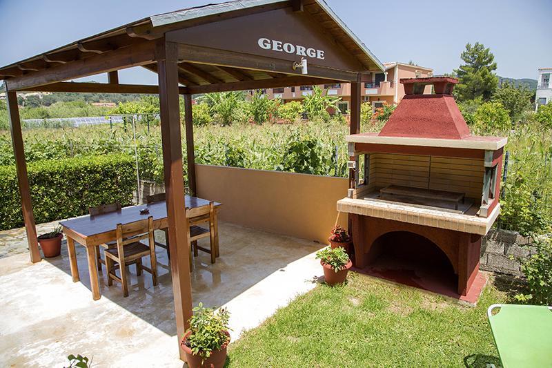 George Apartments Arillas Agiou Georgiou Esterno foto